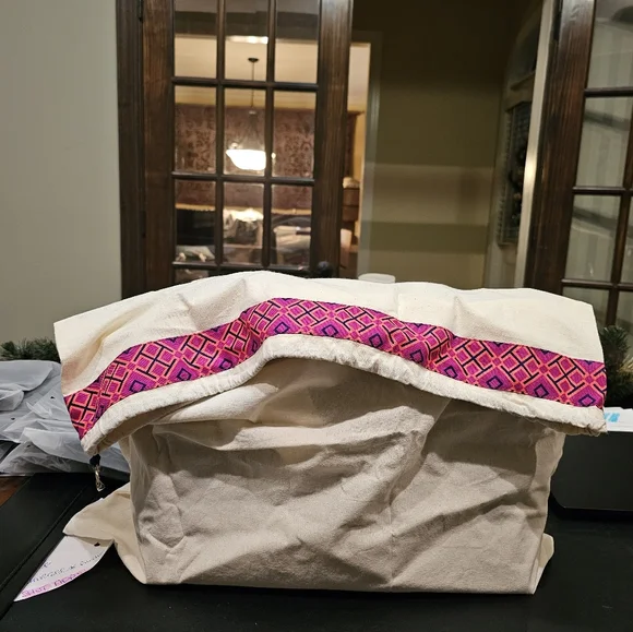 Tory Burch Emerson Large Double Zip Tote - Picture 11 of 12